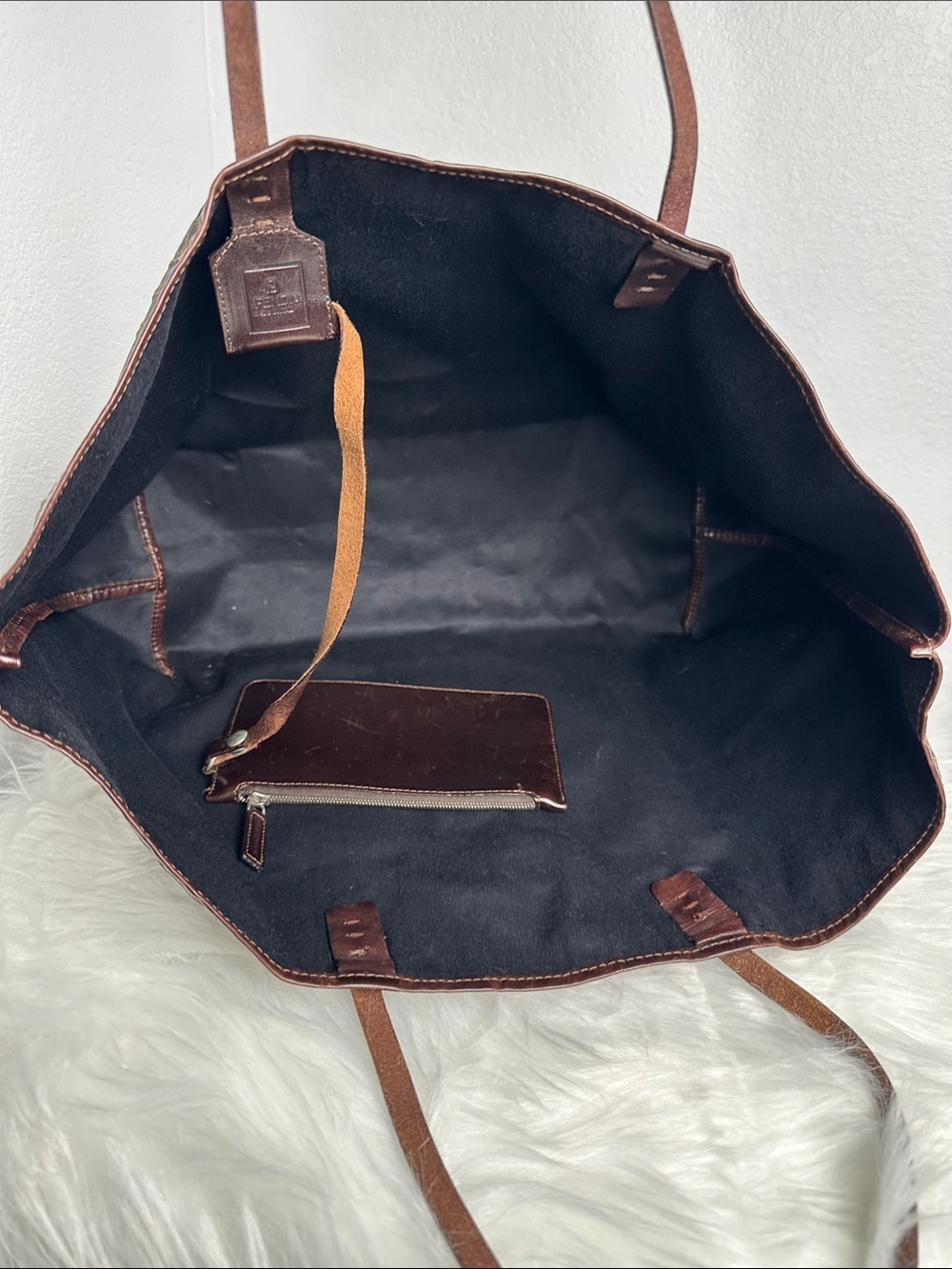 💯Authentic Vintage Fendi Zucca Tote Bag🍀 - Picture 9 of 14